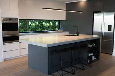 This is an example of a modern kitchen in Adelaide.