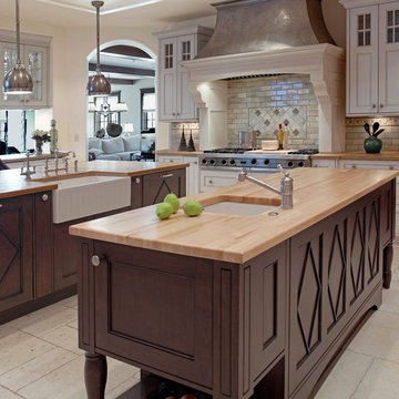 Wm Ohs Cabinetry With Diamond Island