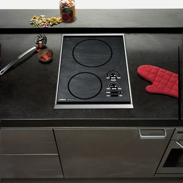 Wolf 15" Induction Cooktop, Stainless Steel | CT15IS