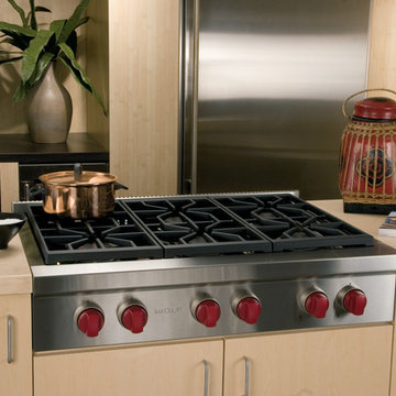 Wolf 36" Pro-style Gas Rangetop, Stainless Steel Natural Gas | SRT366