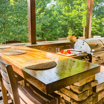 Wonderful Wood Counter Tops and Grill