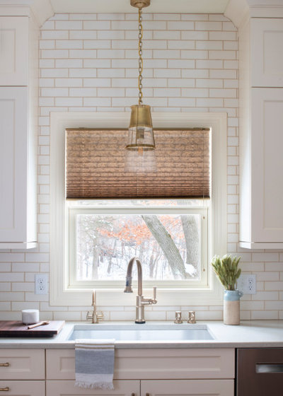 Kitchen of the Week: Creamy White, Warm Walnut and a New Layout