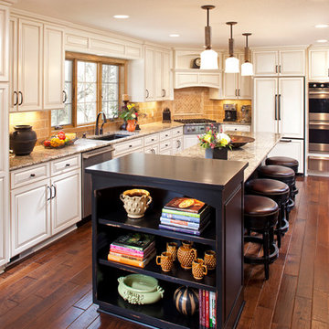 Woodbury Kitchen/Main Level Remodel