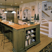 Rustic Kitchen by Witt Construction