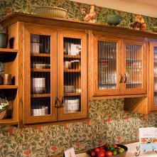 Traditional Kitchen by WoodWorks