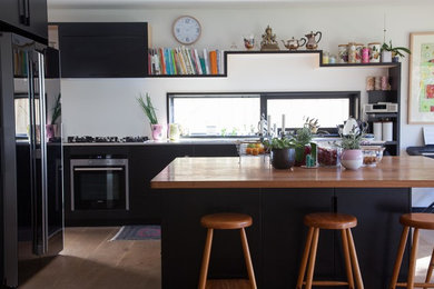 シドニーにあるエクレクティックスタイルのおしゃれなキッチンの写真
