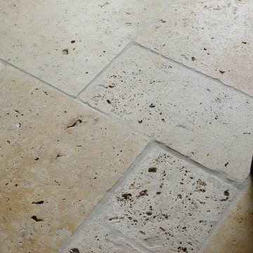 Worcester Kitchen || Country Mix Tumbled Travertine