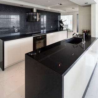75 Kuchen Mit Glasruckwand Und Marmorboden Ideen Bilder Dezember Houzz De