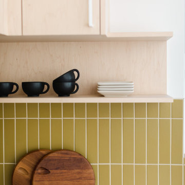 Yellow Tiles for Small Backsplashes