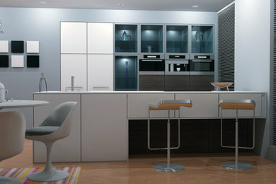 Inredning av ett modernt mellanstort vit linjärt vitt kök med öppen planlösning, med en enkel diskho, luckor med glaspanel, vita skåp, bänkskiva i koppar, vitt stänkskydd, stänkskydd i marmor, integrerade vitvaror, mellanmörkt trägolv, en köksö och brunt golv