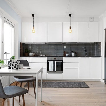 Helstyling Mjölnerbacken 22 2 rum och kök
