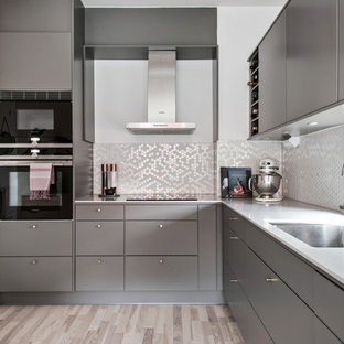 Grå mosaik kök Grå mosaik kök