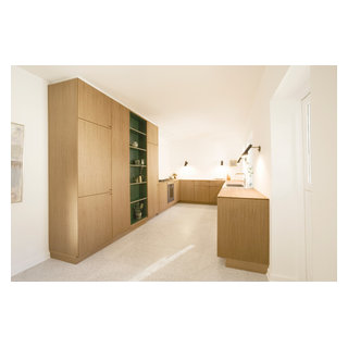 Carpenter kitchen by Nicolaj Bo wall lamps by Arne Jacobsen