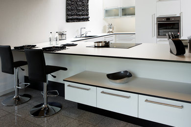 GREEN COLLECTION - With white countertop solution