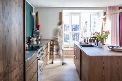 コペンハーゲンにある北欧スタイルのおしゃれなキッチンの写真