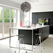 Modern Kitchen by JKE Design