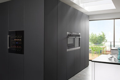 This is an example of a modern kitchen in Aalborg.