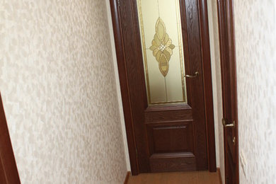 モスクワにあるおしゃれな廊下の写真
