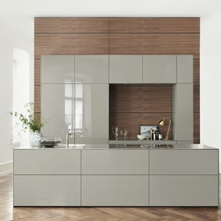 75 Beautiful Dark Wood Floor Kitchen With Brown Backsplash Pictures Ideas September 2021 Houzz