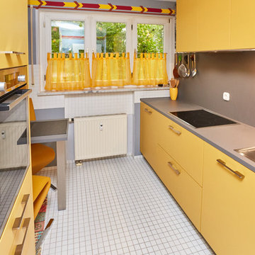 Küche in Gelb
