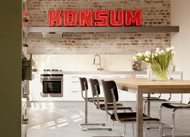 Industrial Kitchen by Eilmann Architekt