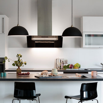 Modern & Open Black and White Kitchen