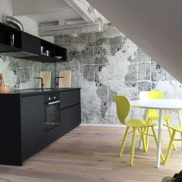 Moderner Küchenblock im Fachwerk