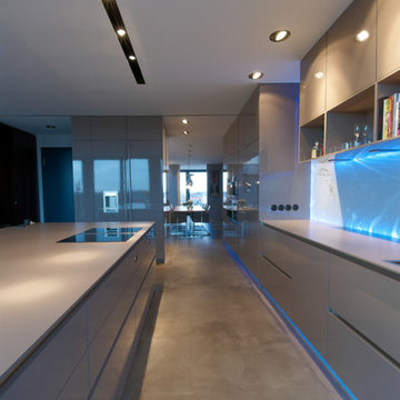 Projekt D1 | Offene Küche in Braun & Blau