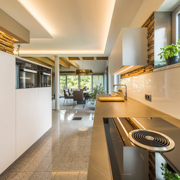 Projekt U1 | moderne Küche mit Ess- & Wohnzimmer
