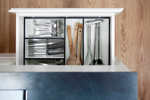 Rustikal Küche by BESPOKE Interior Design & Production