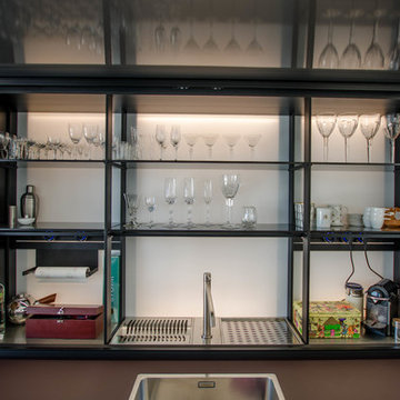 Valcucine New Logica mit Funktionskanal aus Stein (Marmor)