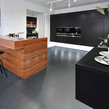 WARENDORF | Polished Perfection