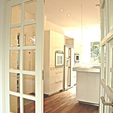 Zimmertür mit Glasfüllungen und Facettenschliff