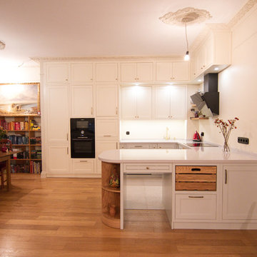 Бело-серая кухня в Москве