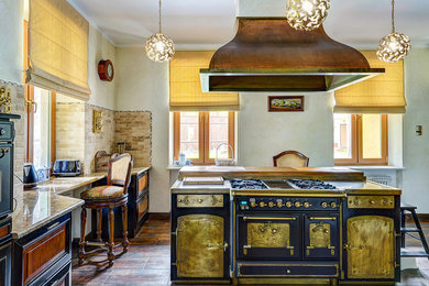 Design ideas for a classic kitchen in Moscow.