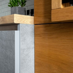 Kleine Küchen mit Rückwand aus Backstein Ideen, Design & Bilder