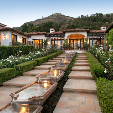 700 E Mountain Drive