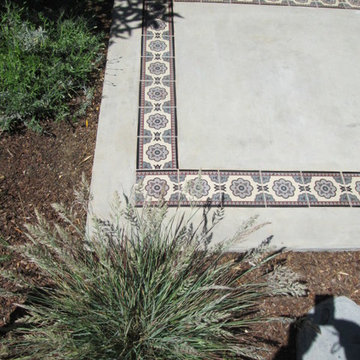 A Cool Mediterranean Mountain View Garden