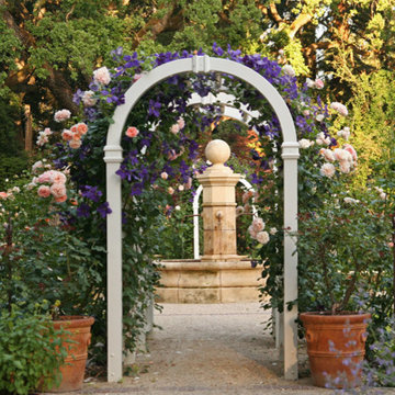 A country garden for a Willis Polk classic in Atherton