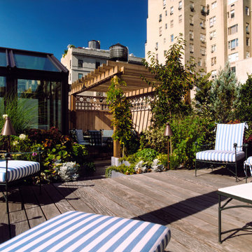 A lush roof terrace