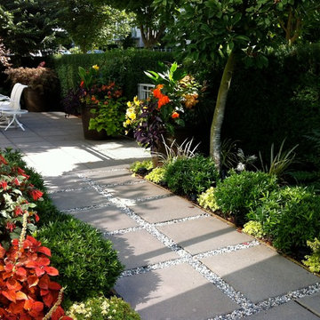 A Modern Tropical Garden 2012