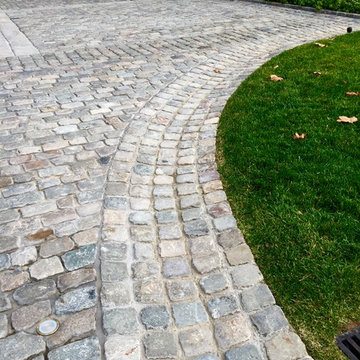 A Unique Cobblestone Driveway