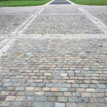 A Unique Cobblestone Driveway
