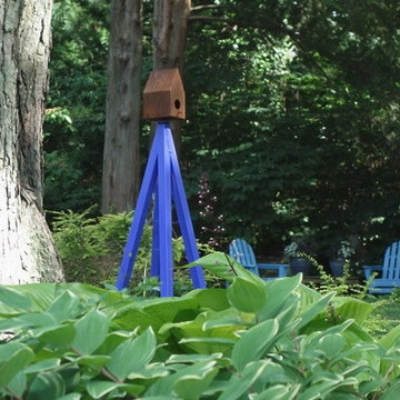 Akoris Garden Tuteur with Bird Bungalow and Hosta garden