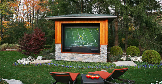 Double Take: This Outdoor Screen Makes Game Day a Snap