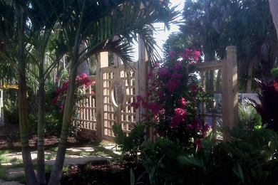 Design ideas for a tropical landscaping in Tampa.