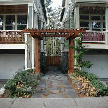 Arbors/Pergolas/Fences