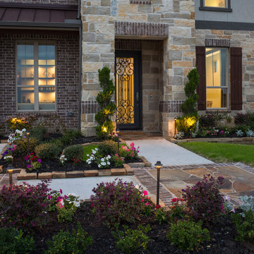 Ashton Woods Model Home - Fieldstone