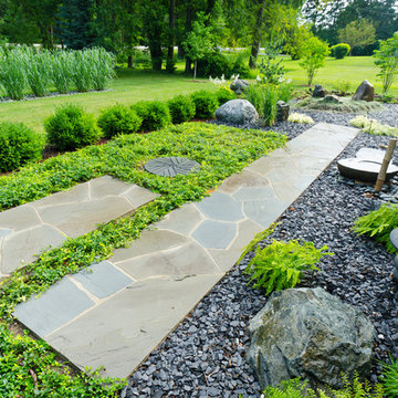 Asian Inspired Front Garden - Cedarburg