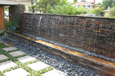 Asian Garden - Courtyard with Wall of Water Fountain